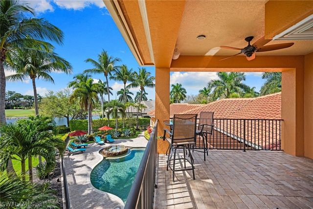 7542 Snead CT, Naples, FL 34113