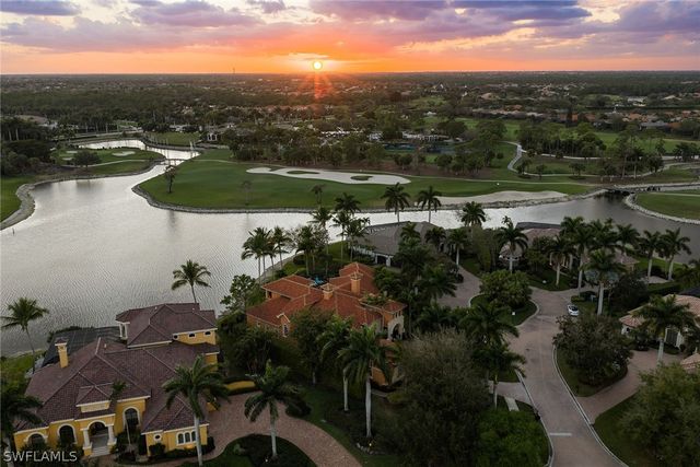 7542 Snead CT, Naples, FL 34113