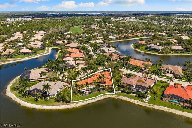 7542 Snead CT, Naples, FL 34113