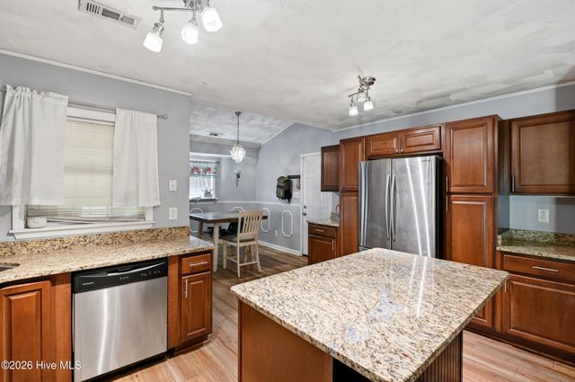 715 Stonewall Avenue, Jacksonville, NC 28540