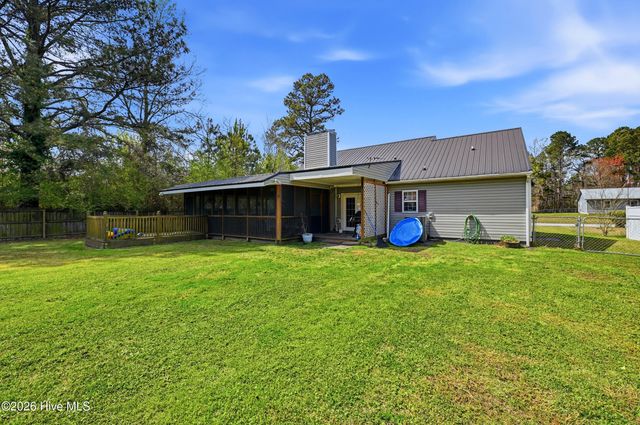 715 Stonewall Avenue, Jacksonville, NC 28540