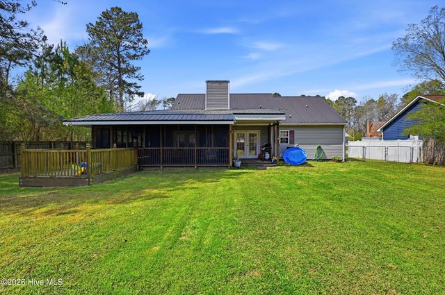 715 Stonewall Avenue, Jacksonville, NC 28540