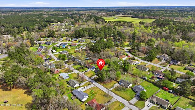 715 Stonewall Avenue, Jacksonville, NC 28540