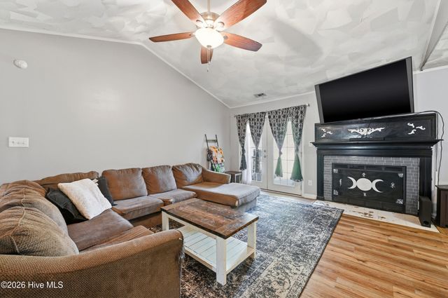 715 Stonewall Avenue, Jacksonville, NC 28540