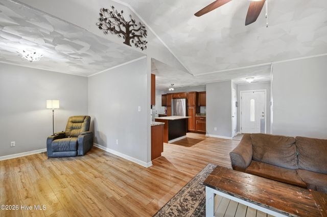 715 Stonewall Avenue, Jacksonville, NC 28540