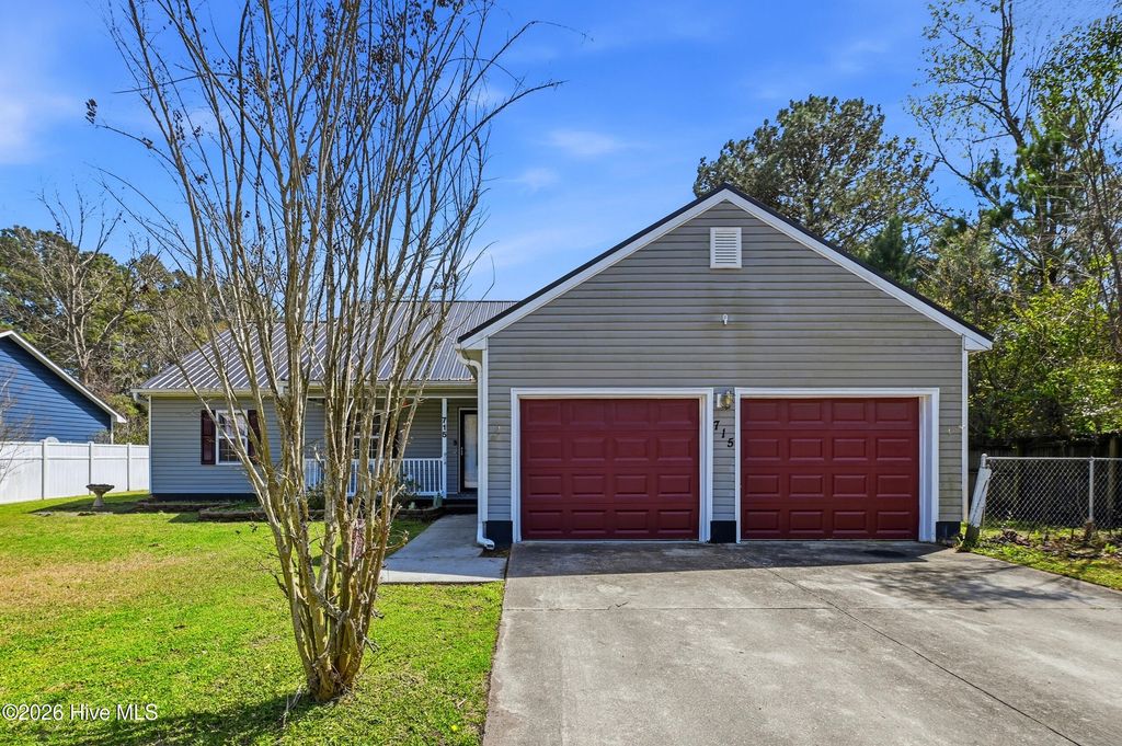 715 Stonewall Avenue, Jacksonville, NC 28540