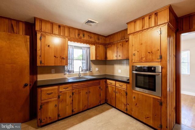 448 CARPY AVE, Vineland, NJ 08361