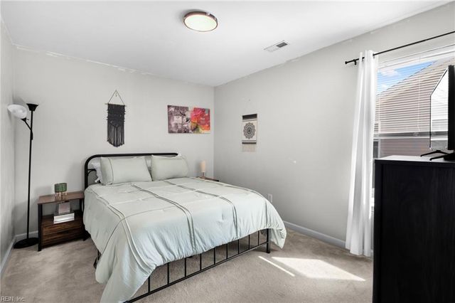 5207 Pughsville RD, Chesapeake, VA 23321