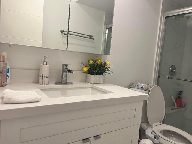 9321 Sunrise Lakes Boulevard 305, Sunrise, FL 33322