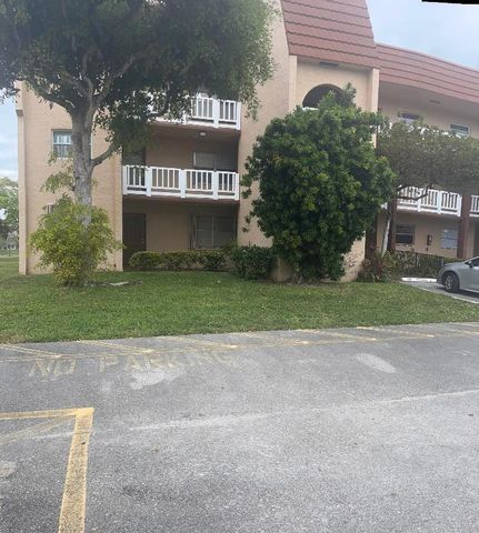 9321 Sunrise Lakes Boulevard 305, Sunrise, FL 33322