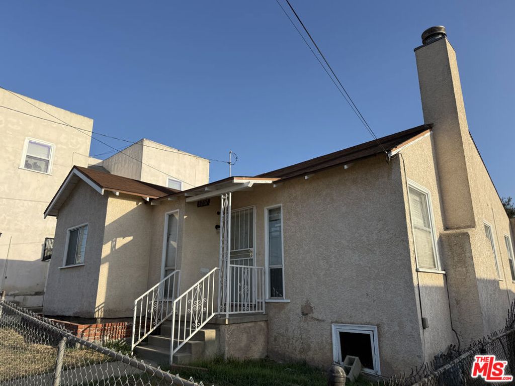 564 S Grande Vista Avenue, Los Angeles, CA 90063 — photo 4