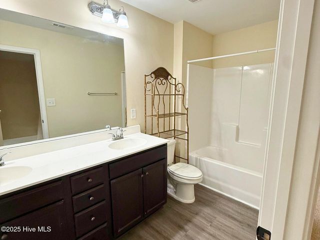 111 Tides End Drive, Holly Ridge, NC 28445