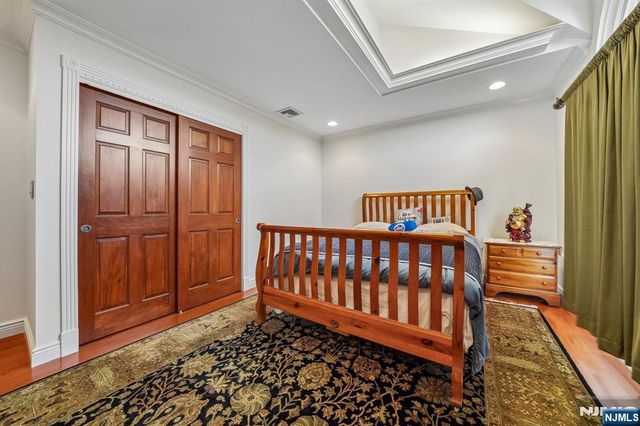 18 Gail Place, Secaucus, NJ 07094