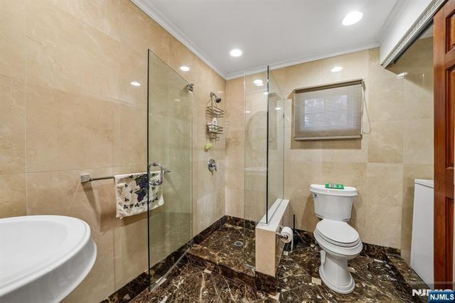 18 Gail Place, Secaucus, NJ 07094