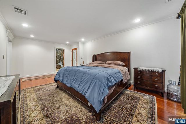 18 Gail Place, Secaucus, NJ 07094
