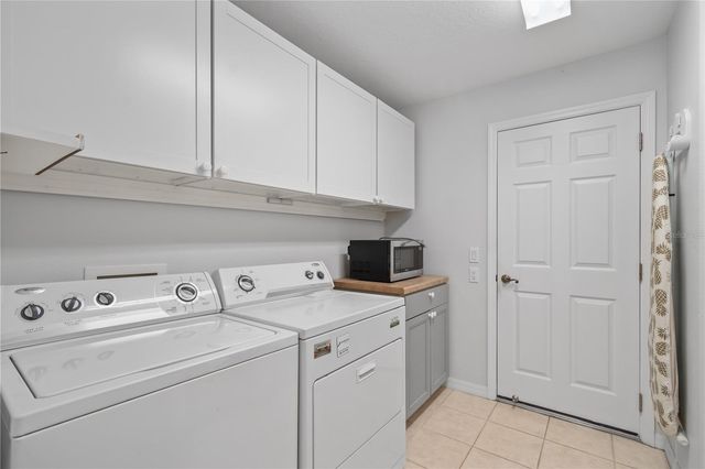 15692 SW 11TH COURT ROAD, Ocala, FL 34473