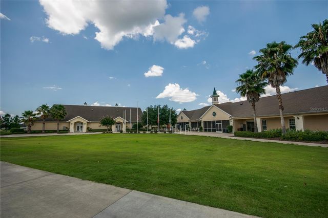 15692 SW 11TH COURT ROAD, Ocala, FL 34473