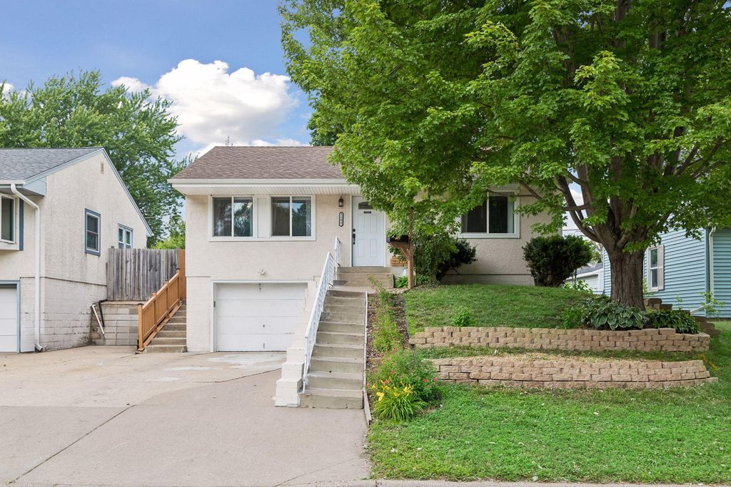 2193 Waukon Avenue, Saint Paul, MN 55119