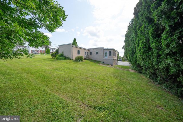 1416 STEEL RD, Havertown, PA 19083