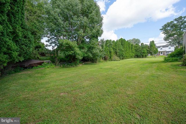 1416 STEEL RD, Havertown, PA 19083