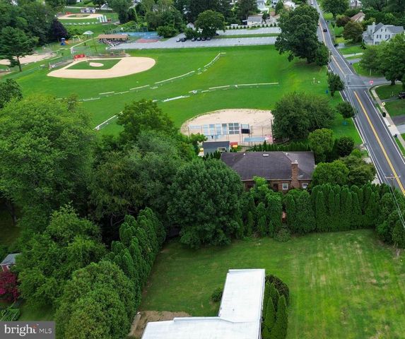 1416 STEEL RD, Havertown, PA 19083