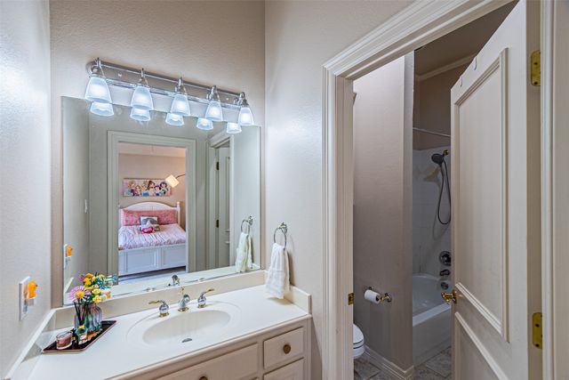 1305 Silverlake Road, Mckinney, TX 75072