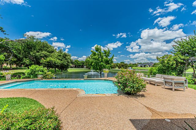 1305 Silverlake Road, Mckinney, TX 75072