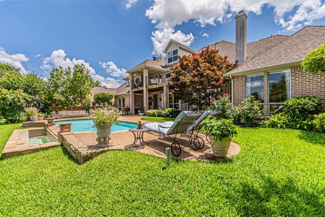 1305 Silverlake Road, Mckinney, TX 75072