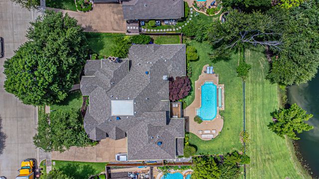 1305 Silverlake Road, Mckinney, TX 75072
