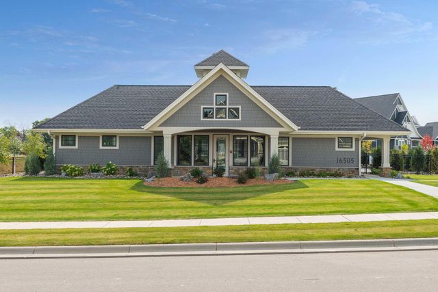 16395 56th Avenue N, Plymouth, MN 55446