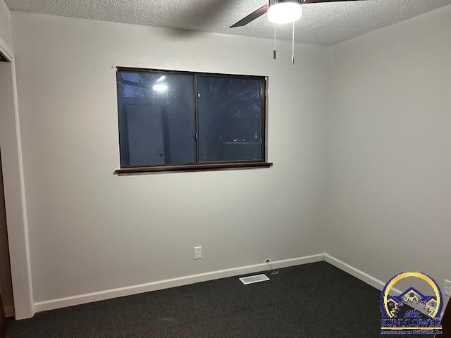 3513 SW Moundview DR, Topeka, KS 66614