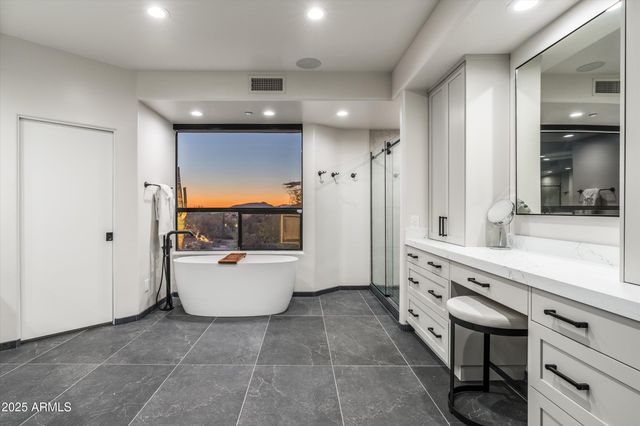 37661 N 94TH Street, Scottsdale, AZ 85262