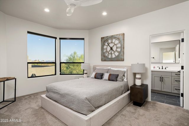 37661 N 94TH Street, Scottsdale, AZ 85262