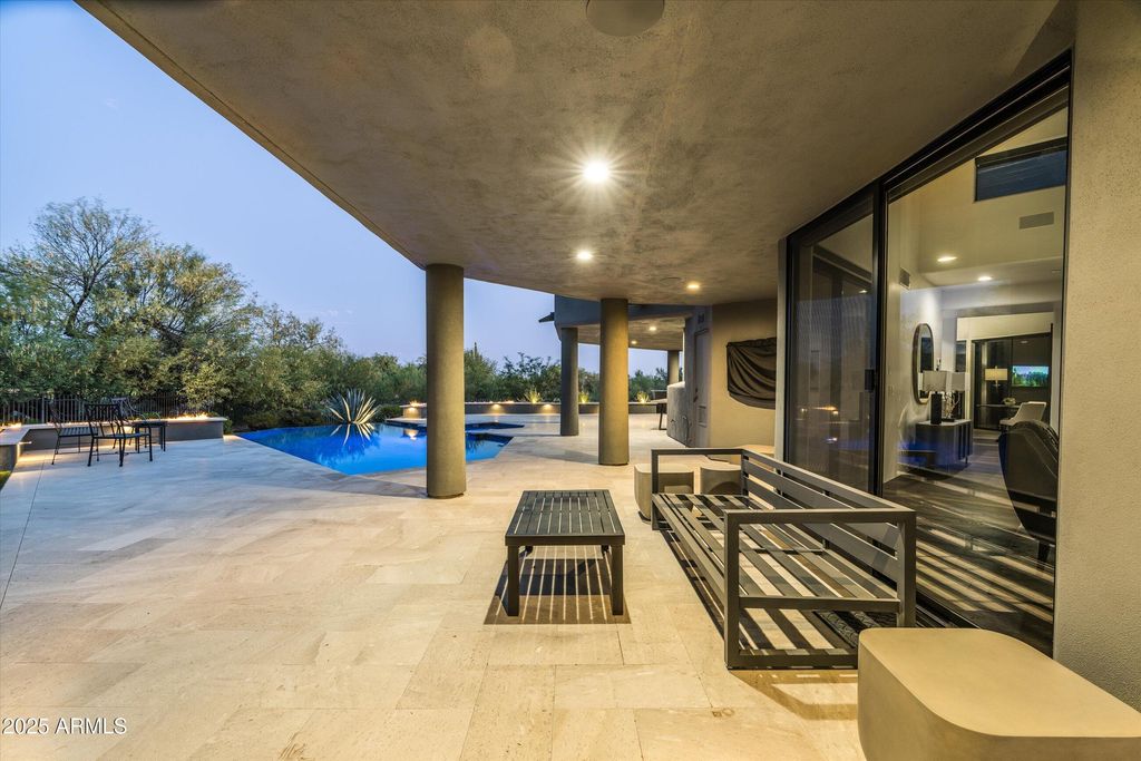 Image 40 of property listing at 37661 N 94TH Street, Scottsdale, AZ 85262