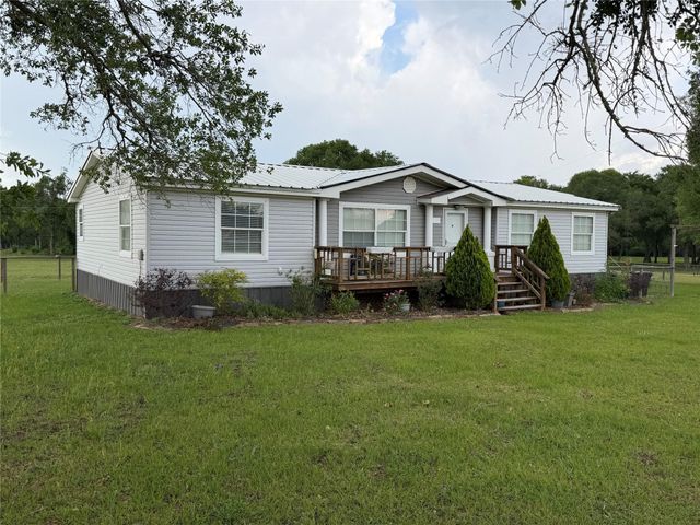 29480 Skymac Ranch Road, Hempstead, TX 77445