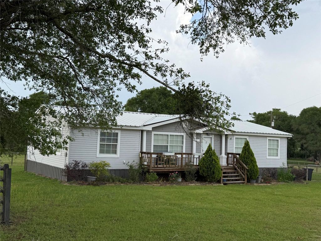 29480 Skymac Ranch Road, Hempstead, TX 77445