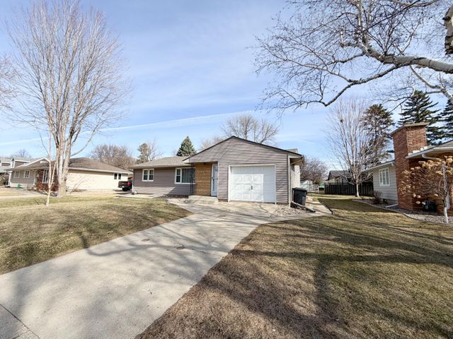 410 Galena Street, Worthington, MN 56187