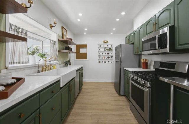 1652 Loma Avenue, Long Beach, CA 90804