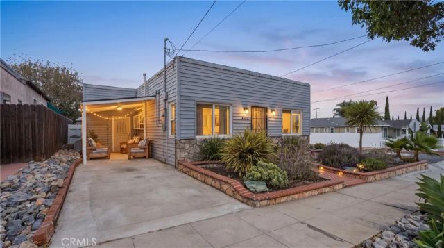 1652 Loma Avenue, Long Beach, CA 90804