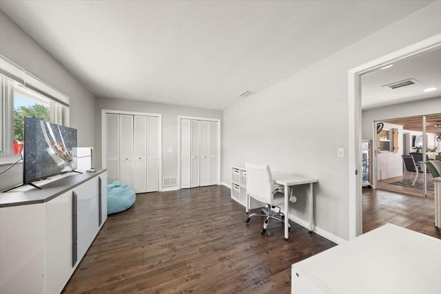 1049 MCCARTY STREET, Dunedin, FL 34698