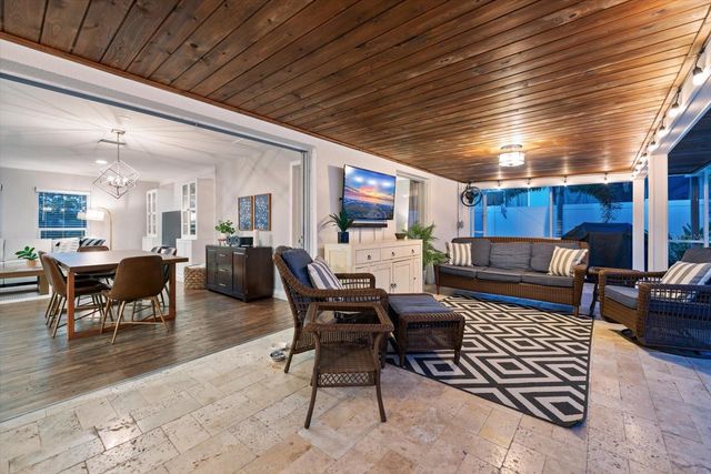 1049 MCCARTY STREET, Dunedin, FL 34698