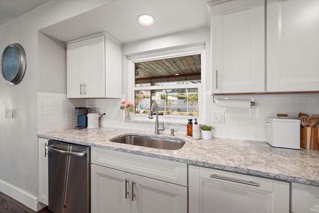 1049 MCCARTY STREET, Dunedin, FL 34698