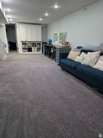 84 E DIAMOND ST, Layton, UT 84041