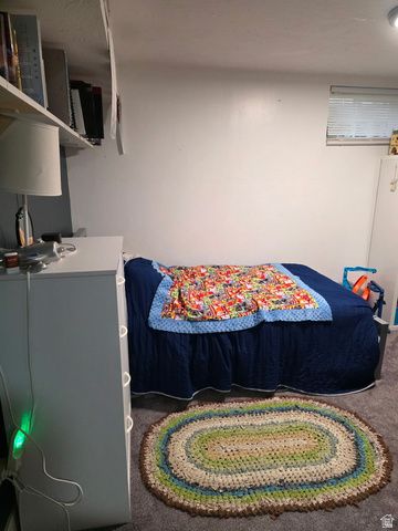 84 E DIAMOND ST, Layton, UT 84041