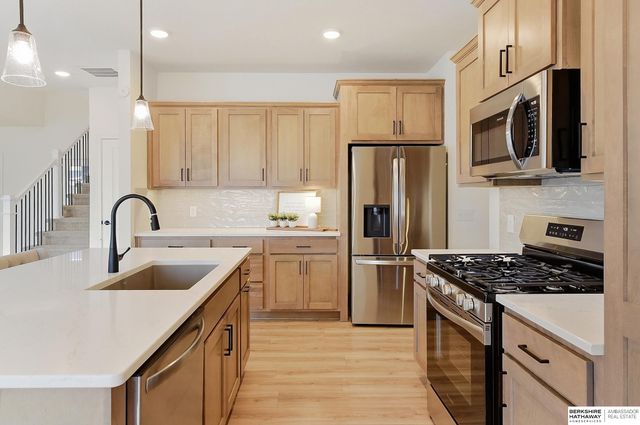 11907 Horizon Street, Papillion, NE 68046