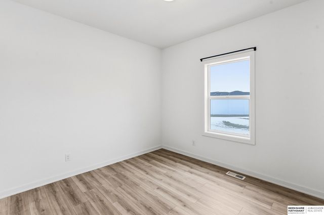 11907 Horizon Street, Papillion, NE 68046