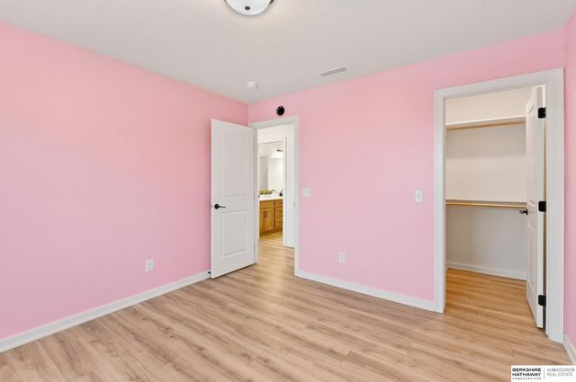 11907 Horizon Street, Papillion, NE 68046