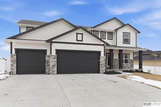 11907 Horizon Street, Papillion, NE 68046