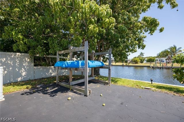 4928 Vincennes ST C8, Cape Coral, FL 33904