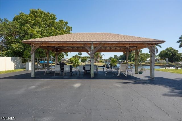 4928 Vincennes ST C8, Cape Coral, FL 33904